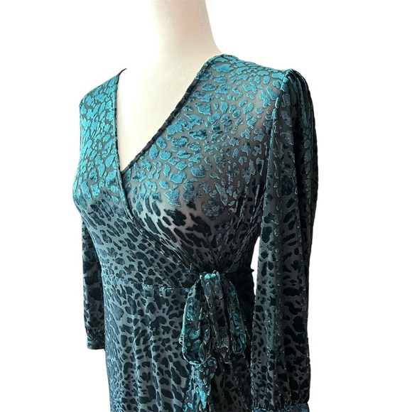 Calvin Klein Dress Size 4 Velvet Emerald Green Animal Print Ruffle Bow Holiday - Picture 5 of 7